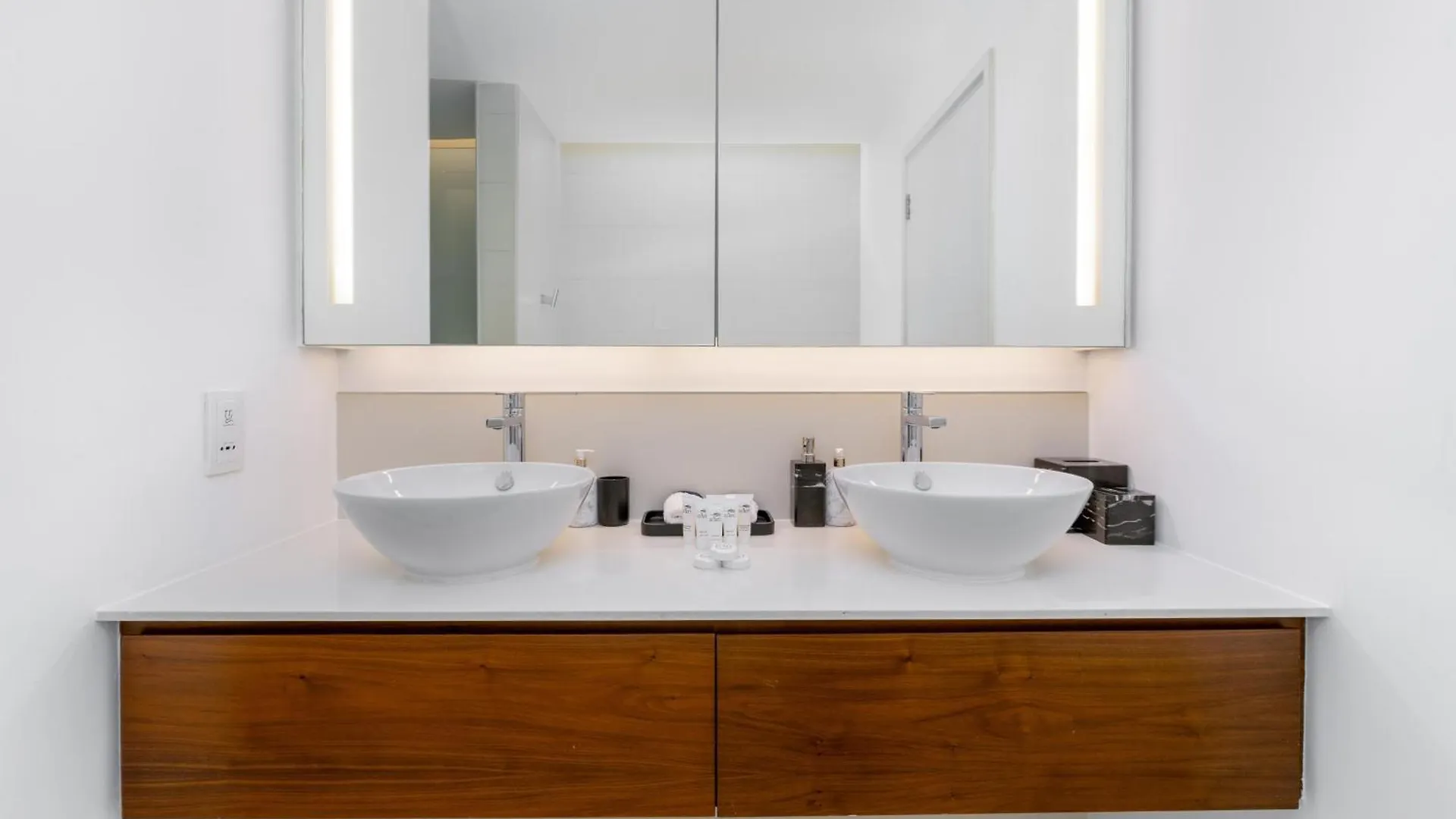 Citywalk Residential 9 - Ultimate Luxury 3 Bedroom Dubai